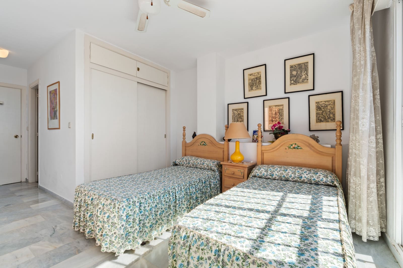 4 sypialnia Dom na sprzedaż w Marbella z basenem garażem - 559 000 € (Ref: 9084713)