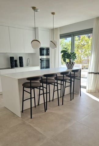 3 sypialnia Dom na sprzedaż w El Chaparral, Mijas z basenem garażem - 1 250 000 € (Ref: 9113666)