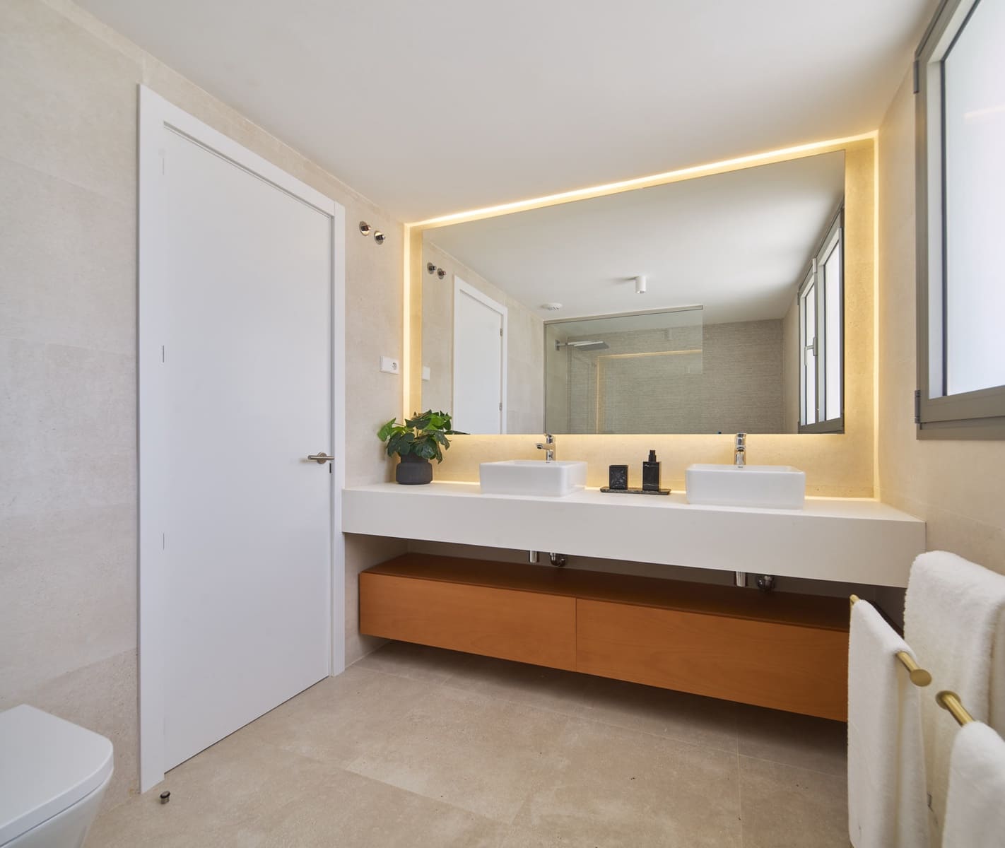 3 chambre Maison de Ville à vendre à El Chaparral avec piscine garage - 1 250 000 € (Ref: 9113666)