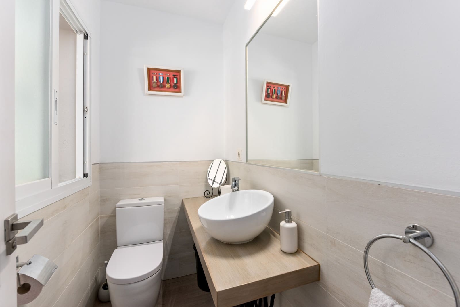 4 soveværelse Byhus til salg i La Quinta med garage - € 799.000 (Ref: 9159049)