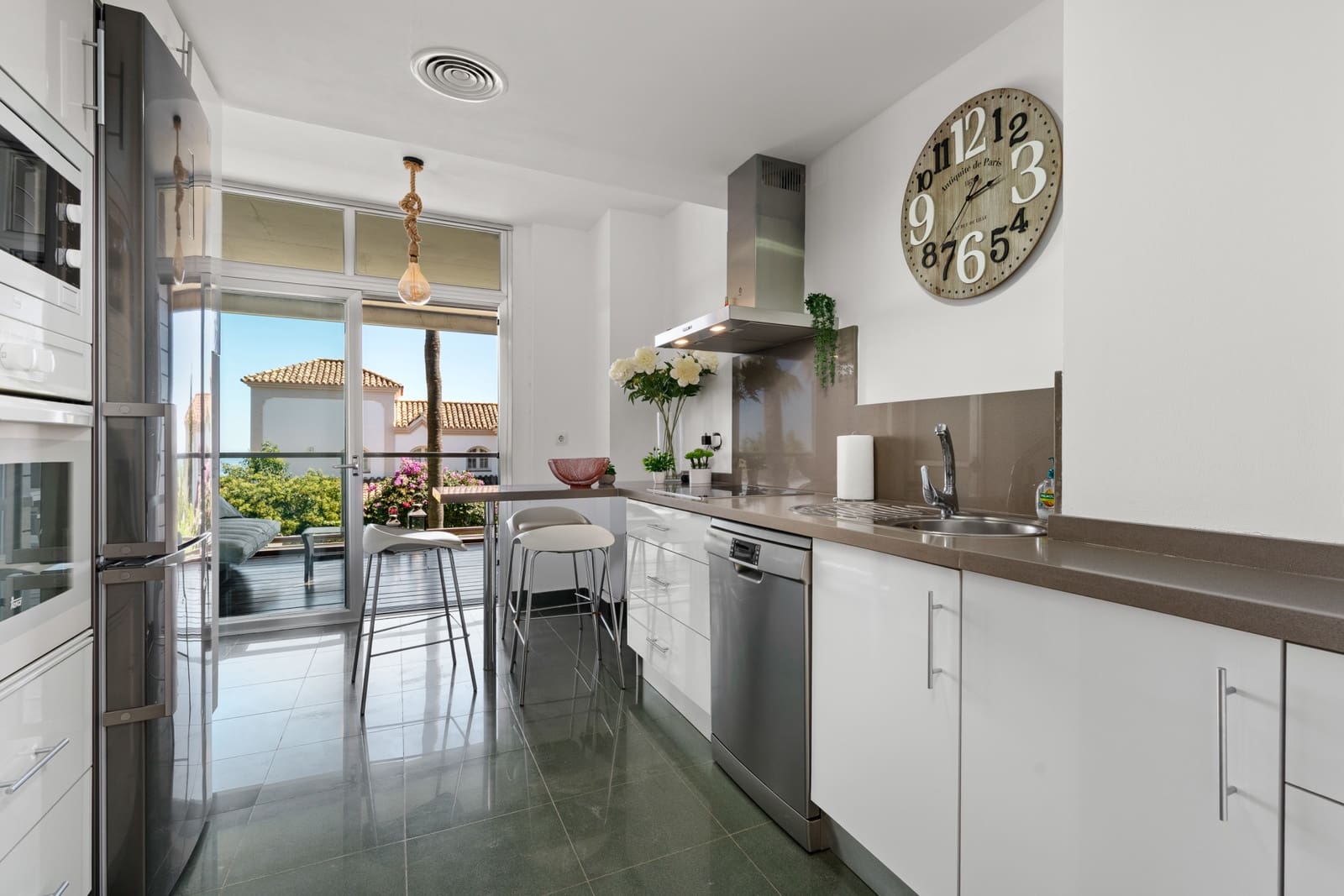 3 sypialnia Apartament na sprzedaż w Manilva z basenem garażem - 349 950 € (Ref: 9201989)