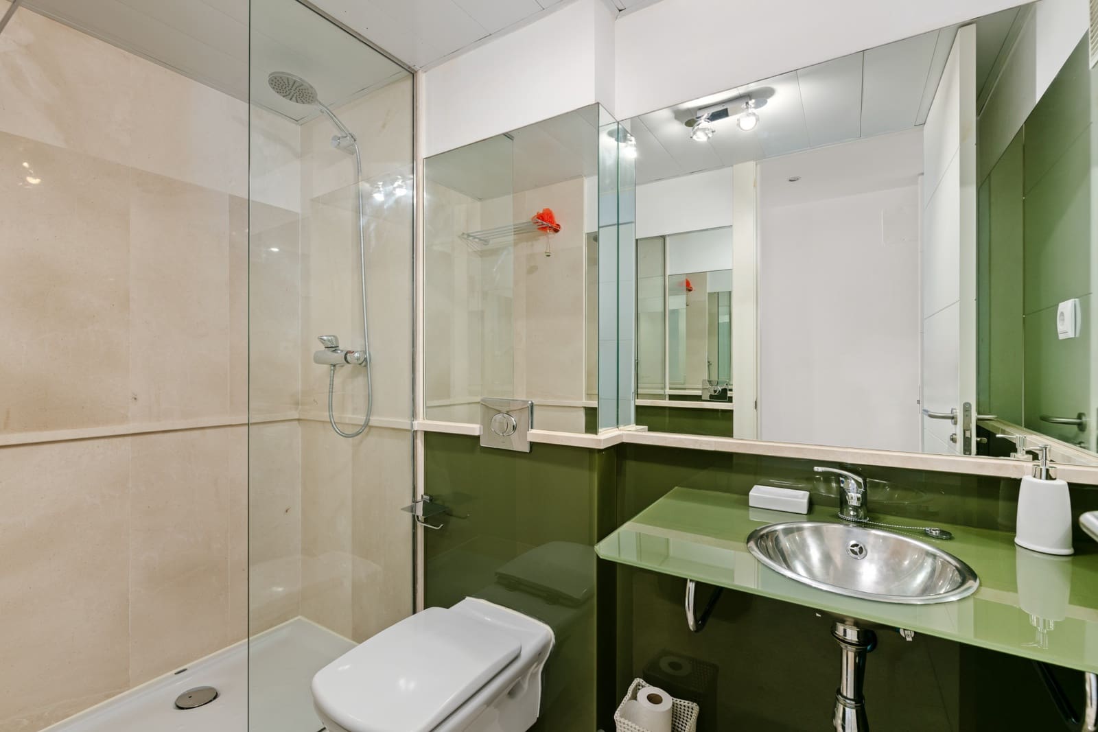 3 sypialnia Apartament na sprzedaż w Manilva z basenem garażem - 349 950 € (Ref: 9201989)