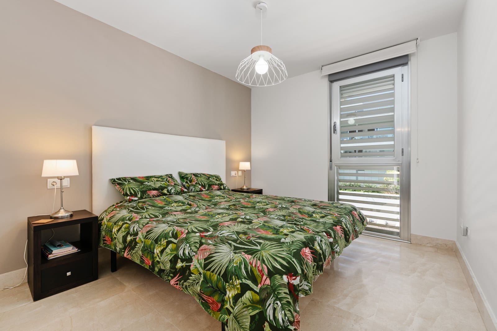 3 sypialnia Apartament na sprzedaż w Manilva z basenem garażem - 349 950 € (Ref: 9201989)