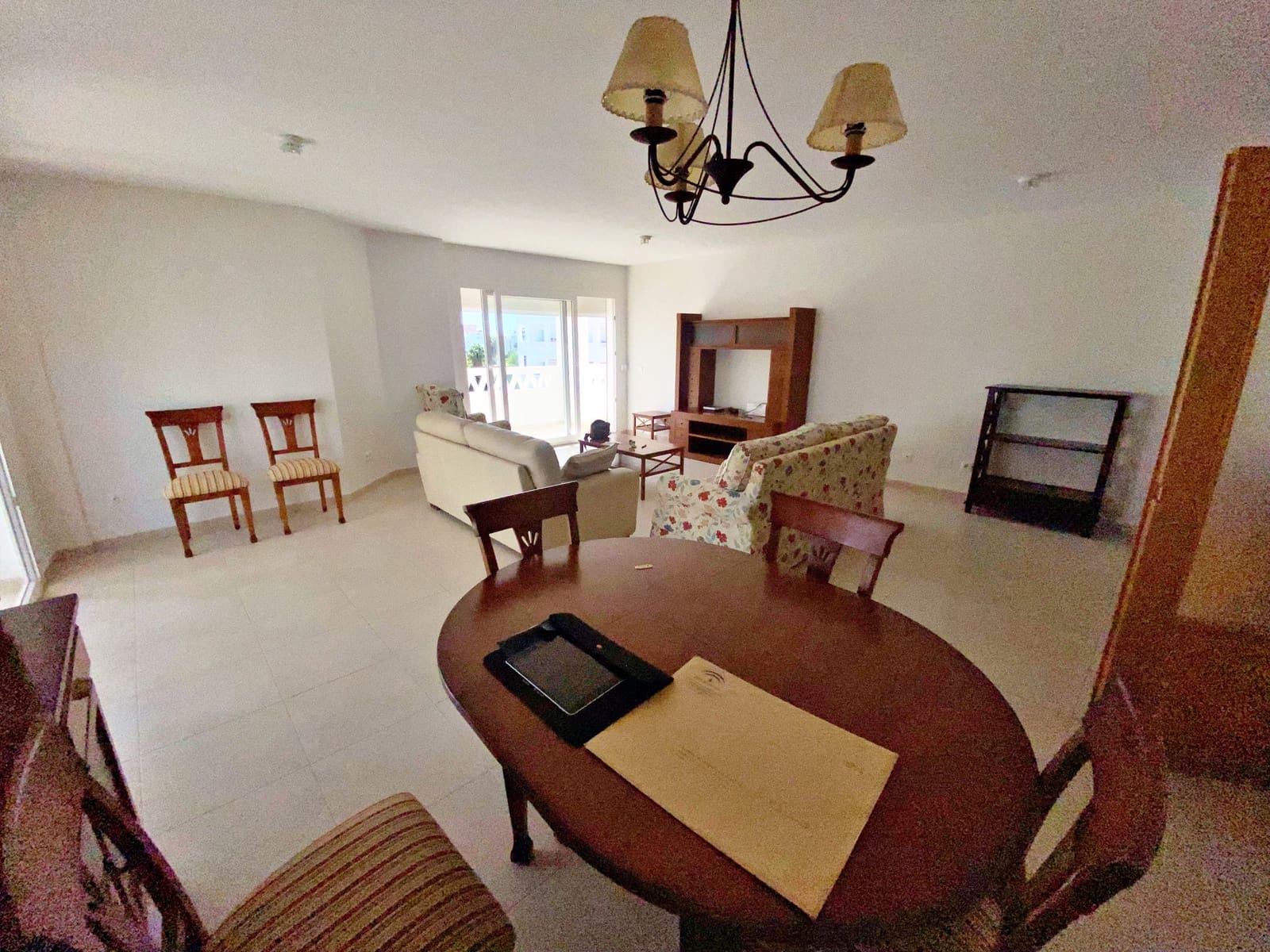 4 makuuhuone Huoneisto myytävänä paikassa Marbella mukana 
autotalli - 450 000 € (Ref: 9205754)