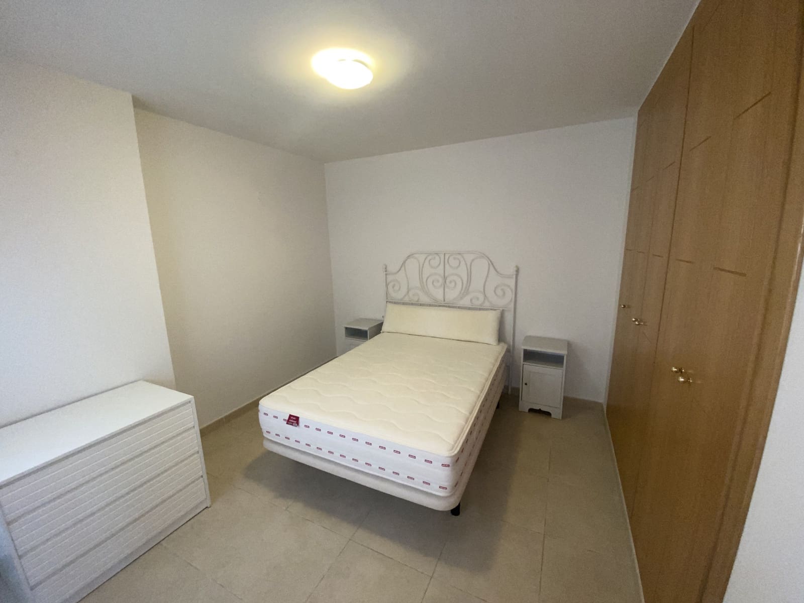 4 makuuhuone Huoneisto myytävänä paikassa Marbella mukana 
autotalli - 450 000 € (Ref: 9205754)