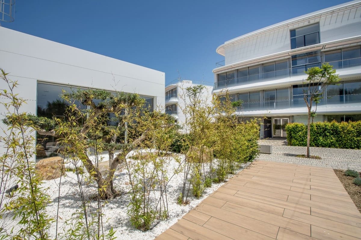 3 makuuhuone Huoneisto myytävänä paikassa Estepona mukana uima-altaan 
autotalli - 1 950 000 € (Ref: 9211608)