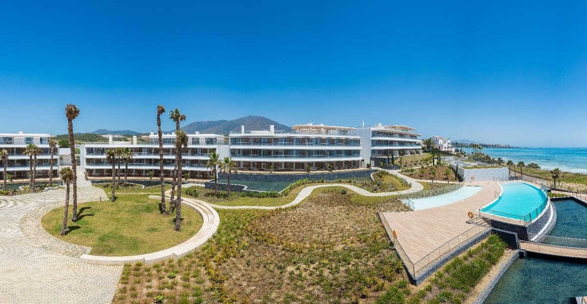 3 makuuhuone Huoneisto myytävänä paikassa Estepona mukana uima-altaan 
autotalli - 1 950 000 € (Ref: 9211608)