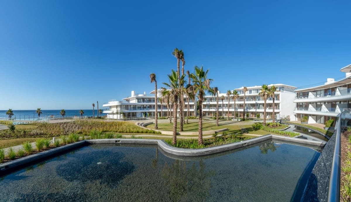 3 makuuhuone Huoneisto myytävänä paikassa Estepona mukana uima-altaan 
autotalli - 1 950 000 € (Ref: 9211608)