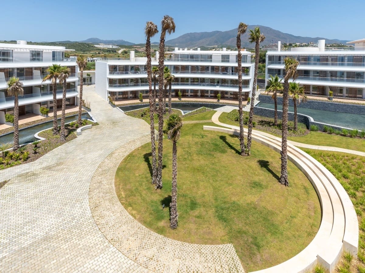 3 makuuhuone Huoneisto myytävänä paikassa Estepona mukana uima-altaan 
autotalli - 1 950 000 € (Ref: 9211608)