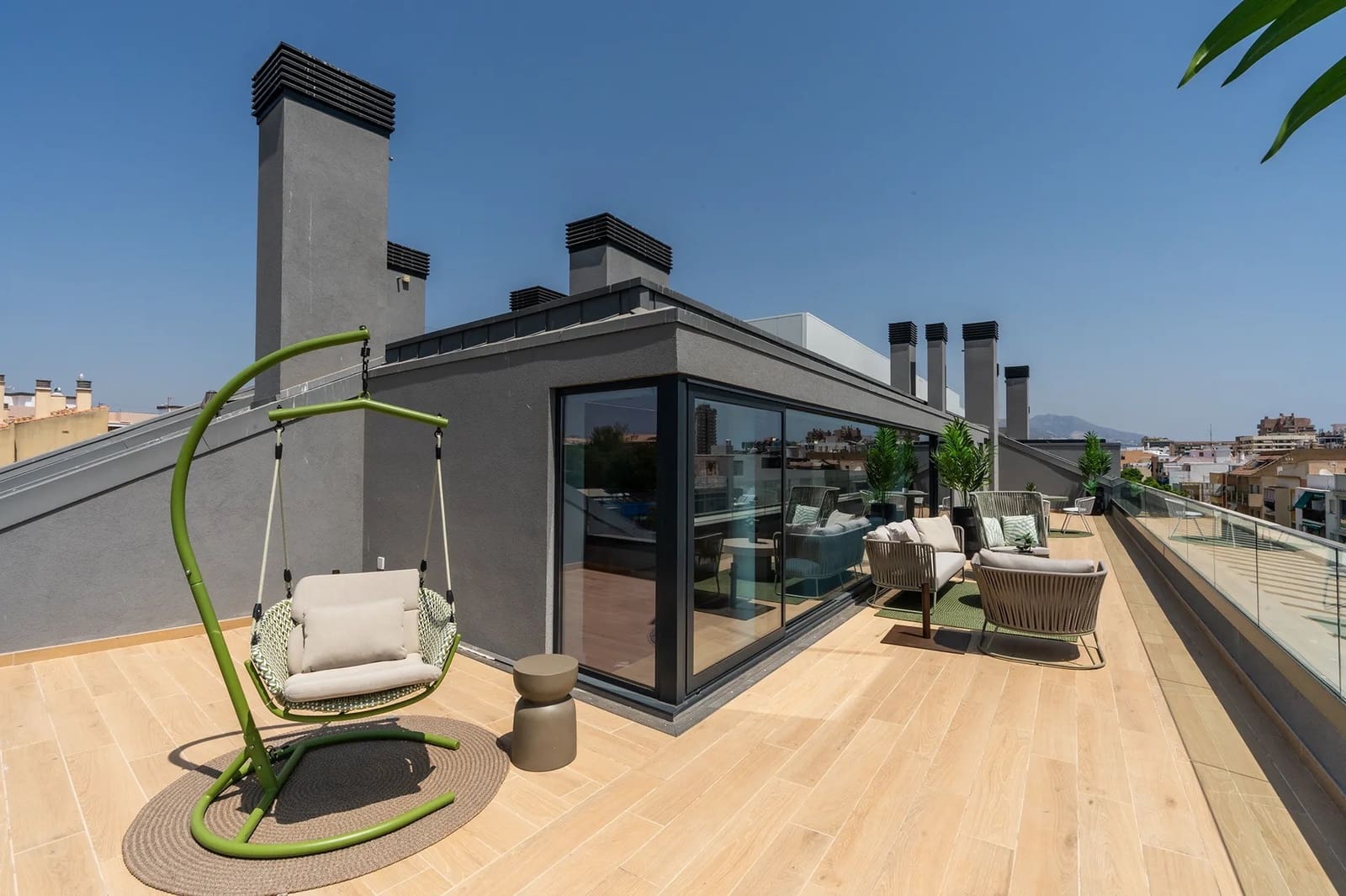 3 soveværelse Lejlighed til salg i Fuengirola med swimmingpool garage - € 1.550.000 (Ref: 9219459)