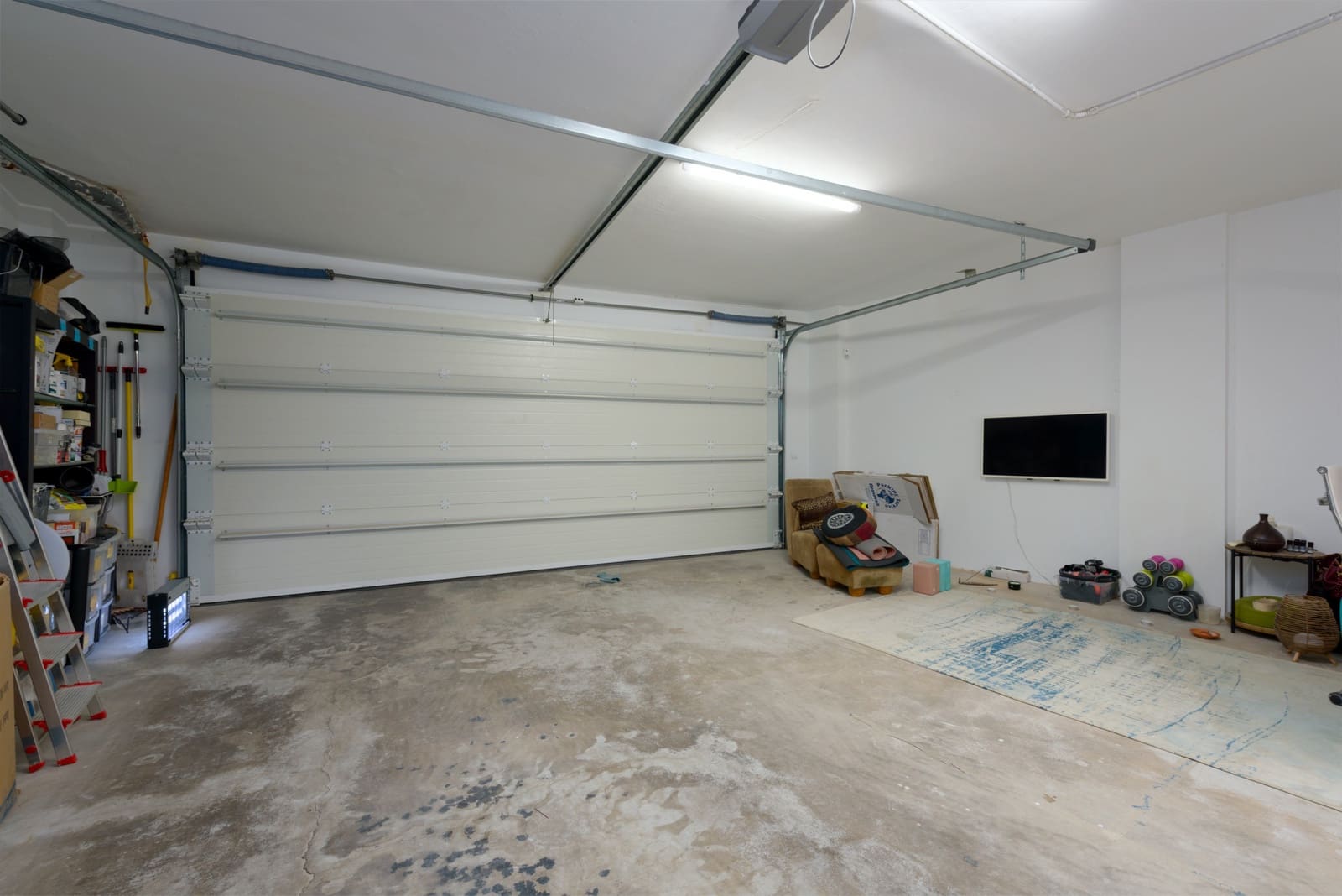 3 soverom Kjedet enebolig til salgs i Benahavis med svømmebasseng garasje - € 649 950 (Ref: 9246187)