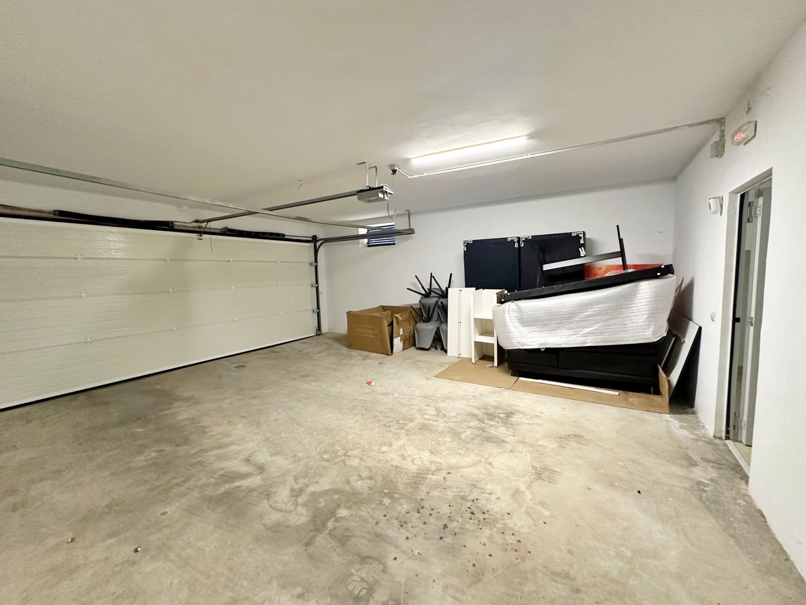 3 soverom Kjedet enebolig til salgs i Benahavis med svømmebasseng garasje - € 649 950 (Ref: 9246187)