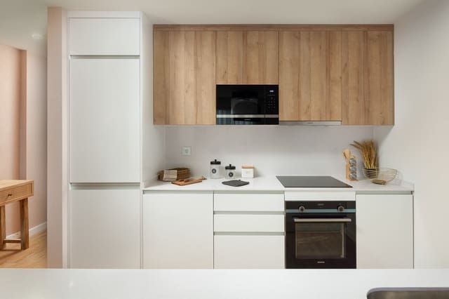 2 quarto Apartamento para venda em Estepona com piscina garagem - 549 000 € (Ref: 9251629)