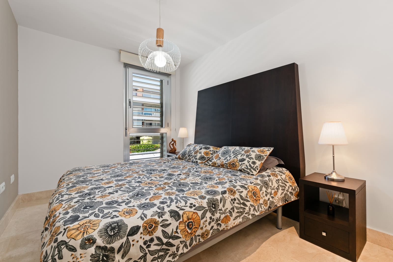 3 sypialnia Apartament na sprzedaż w Manilva z basenem garażem - 349 950 € (Ref: 9293475)