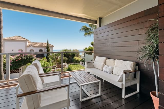 3 sypialnia Apartament na sprzedaż w Manilva z basenem garażem - 349 950 € (Ref: 9293475)