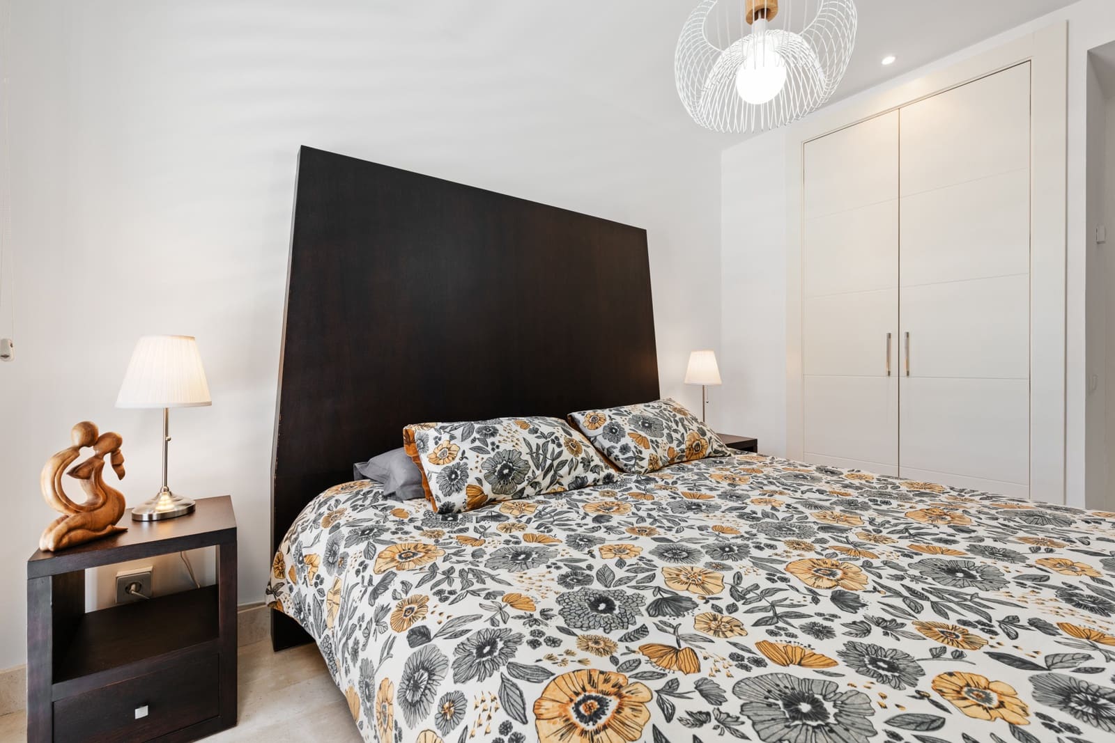 3 sypialnia Apartament na sprzedaż w Manilva z basenem garażem - 349 950 € (Ref: 9293475)