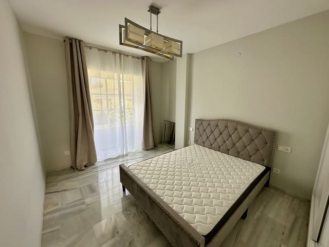 3 soveværelse Penthouse til salg i Bel-Air, Estepona med swimmingpool - € 399.000 (Ref: 9426554)