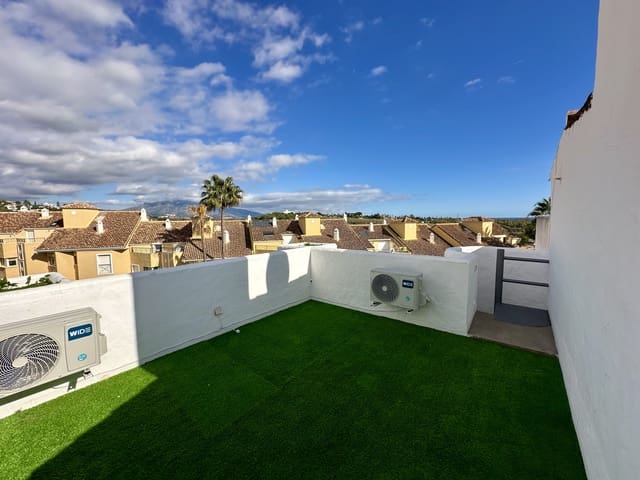 3 soveværelse Penthouse til salg i Bel-Air, Estepona med swimmingpool - € 399.000 (Ref: 9426554)