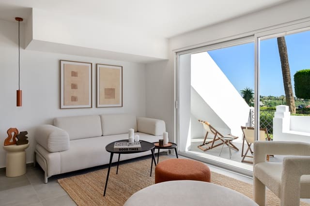3 soveværelse Lejlighed til salg i El Paraiso, Estepona - € 749.000 (Ref: 9447340)