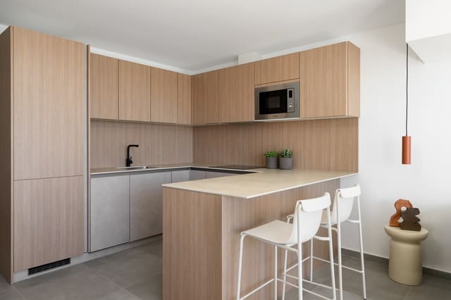 3 soveværelse Lejlighed til salg i El Paraiso, Estepona - € 749.000 (Ref: 9447340)