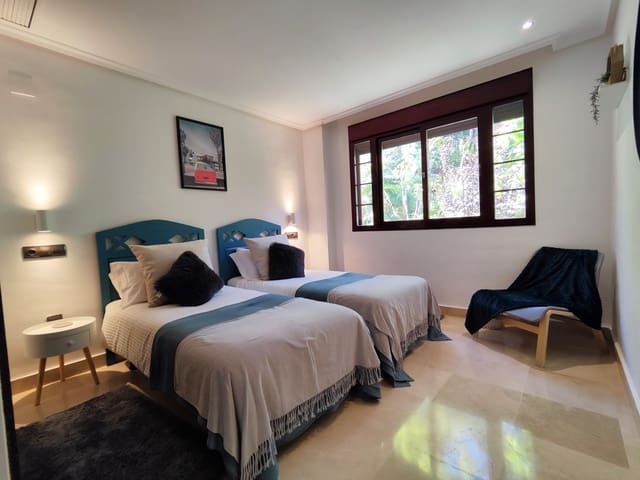 2 sypialnia Apartament na sprzedaż w Marbella z basenem garażem - 359 000 € (Ref: 9511215)