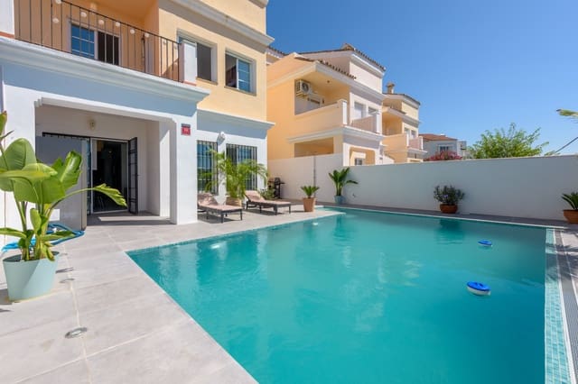 4 sypialnia Willa na sprzedaż w Bel-Air, Estepona z basenem garażem - 795 000 € (Ref: 9552416)