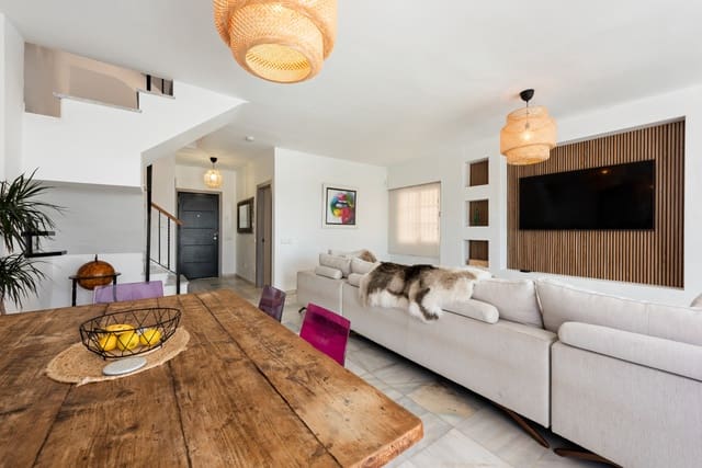 4 soverom Villa til salgs i Bel-Air, Estepona med svømmebasseng garasje - € 795 000 (Ref: 9552416)