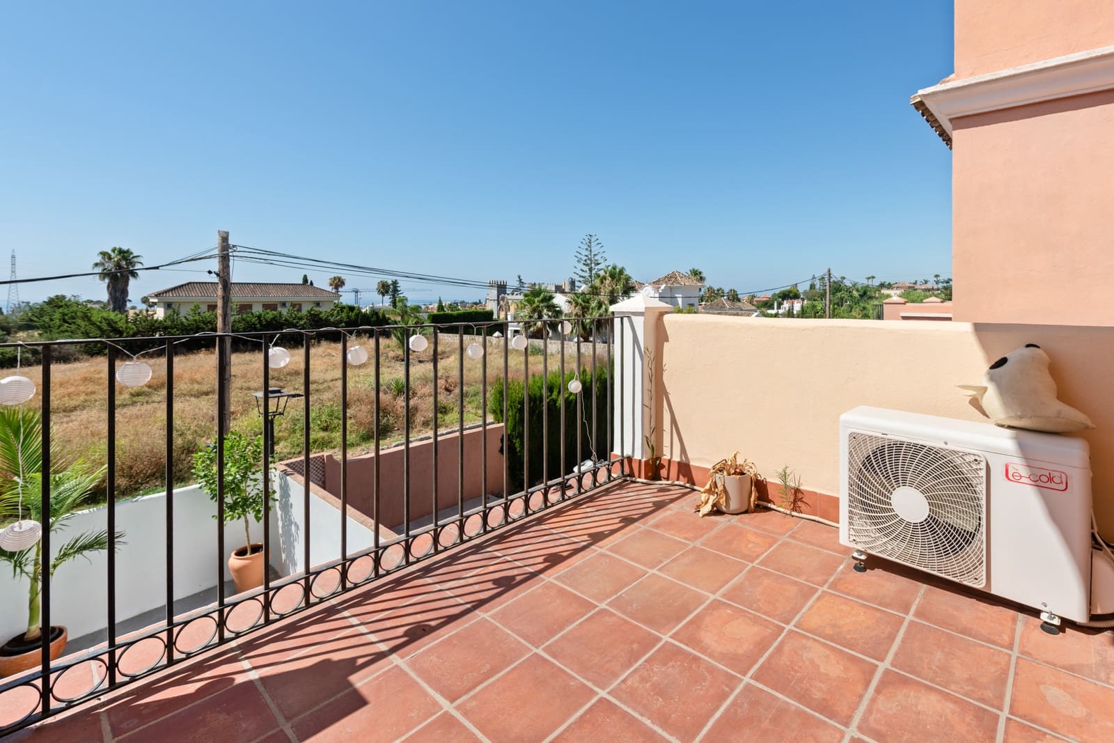 4 slaapkamer Villa te koop in Bel-Air met zwembad garage - € 795.000 (Ref: 9552416)