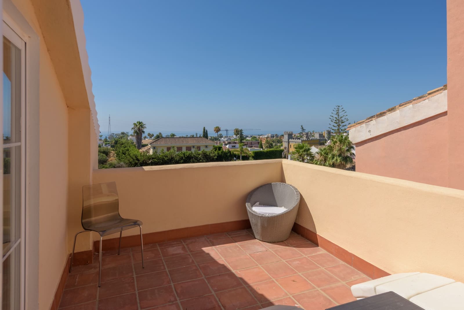 4 slaapkamer Villa te koop in Bel-Air met zwembad garage - € 795.000 (Ref: 9552416)