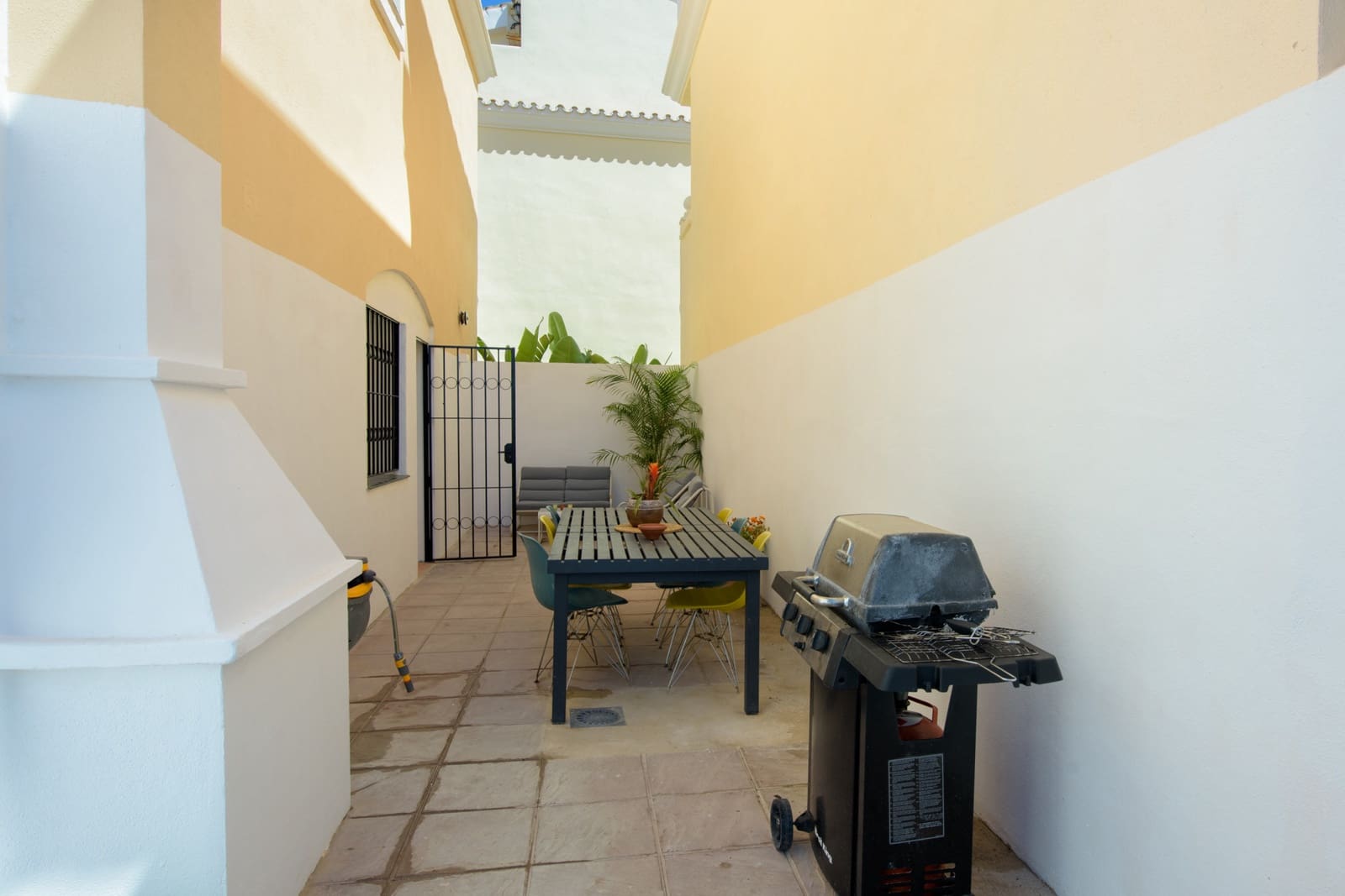 4 slaapkamer Villa te koop in Bel-Air met zwembad garage - € 795.000 (Ref: 9552416)