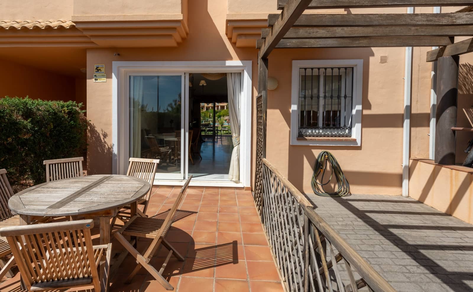 3 soveværelse Byhus til salg i Benahavis med swimmingpool garage - € 595.000 (Ref: 9588945)