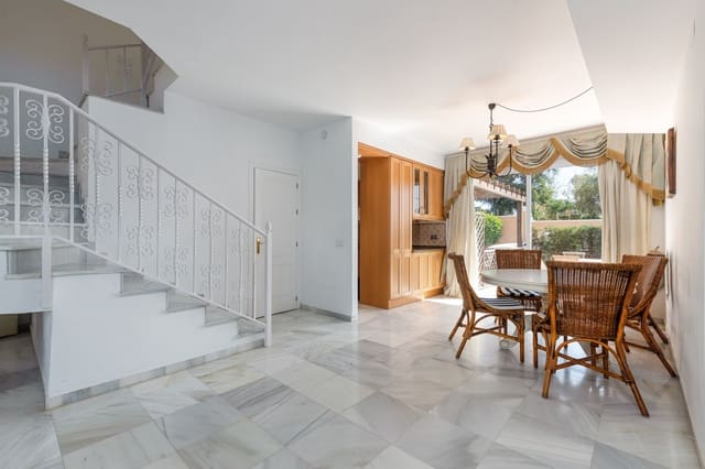 3 slaapkamer Huis te koop in Benahavís met zwembad garage - € 595.000 (Ref: 9588945)