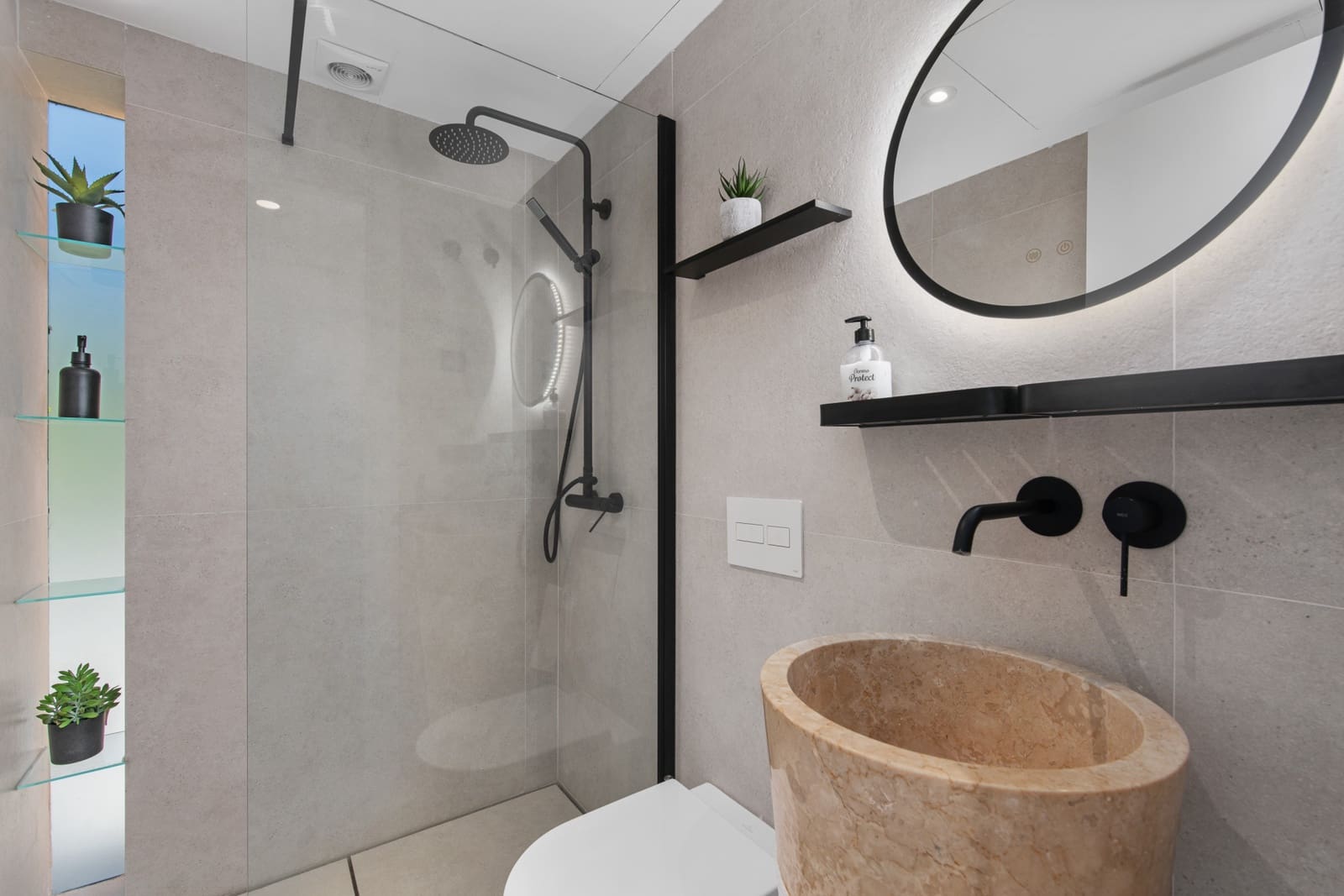 4 soveværelse Villa til salg i Nueva Andalucia med swimmingpool garage - € 1.895.000 (Ref: 9601409)