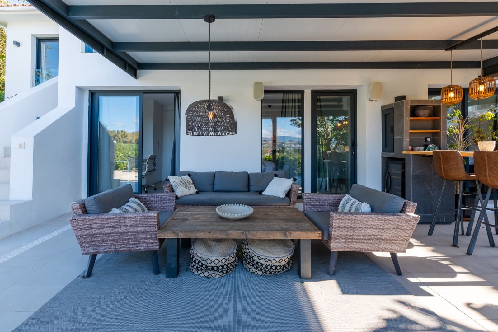 4 soveværelse Villa til salg i Nueva Andalucia med swimmingpool garage - € 1.895.000 (Ref: 9601409)