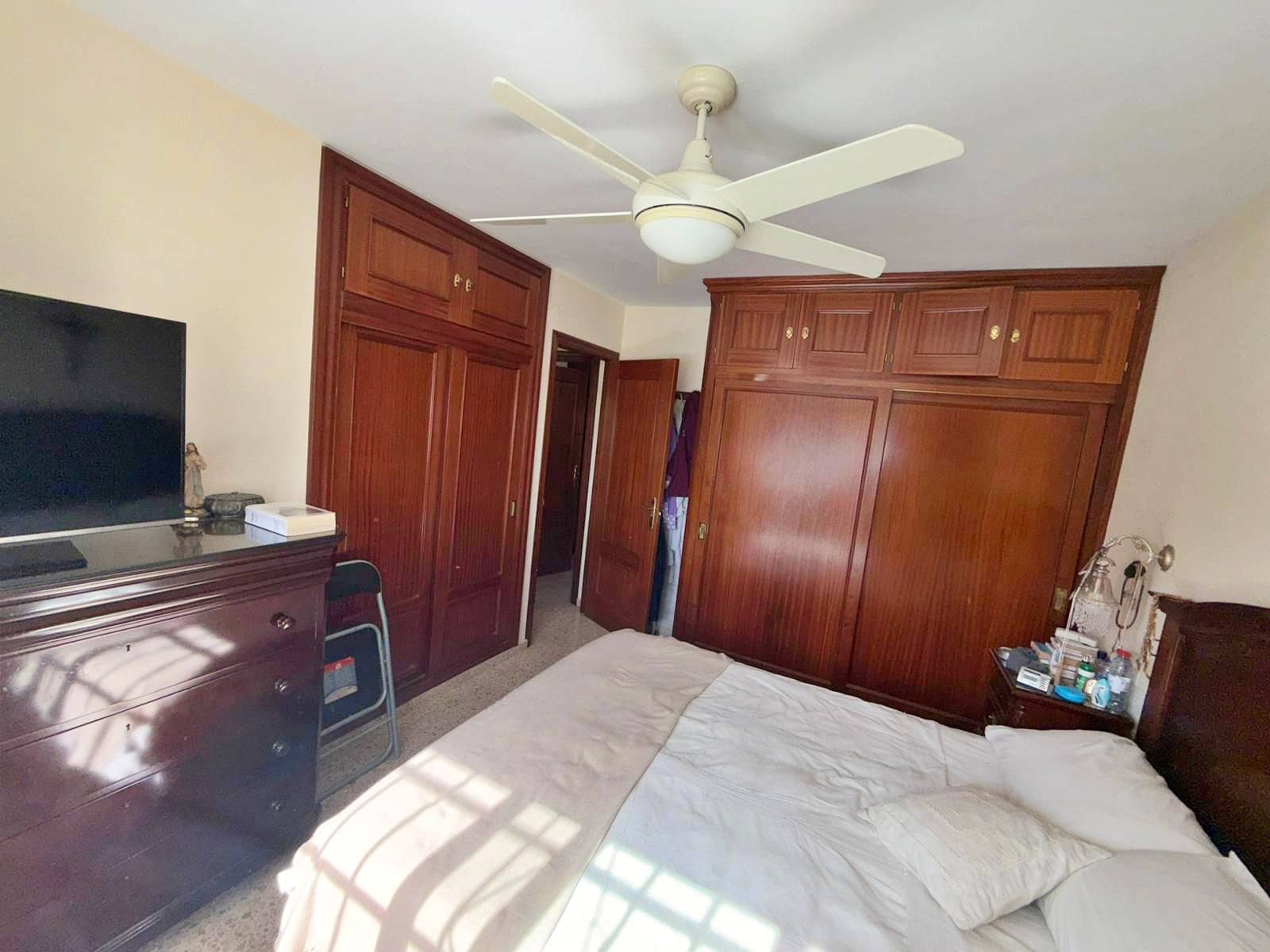 Apartamento de 3 habitaciones en Fuengirola en venta con piscina garaje - 410.000 € (Ref: 9618756)