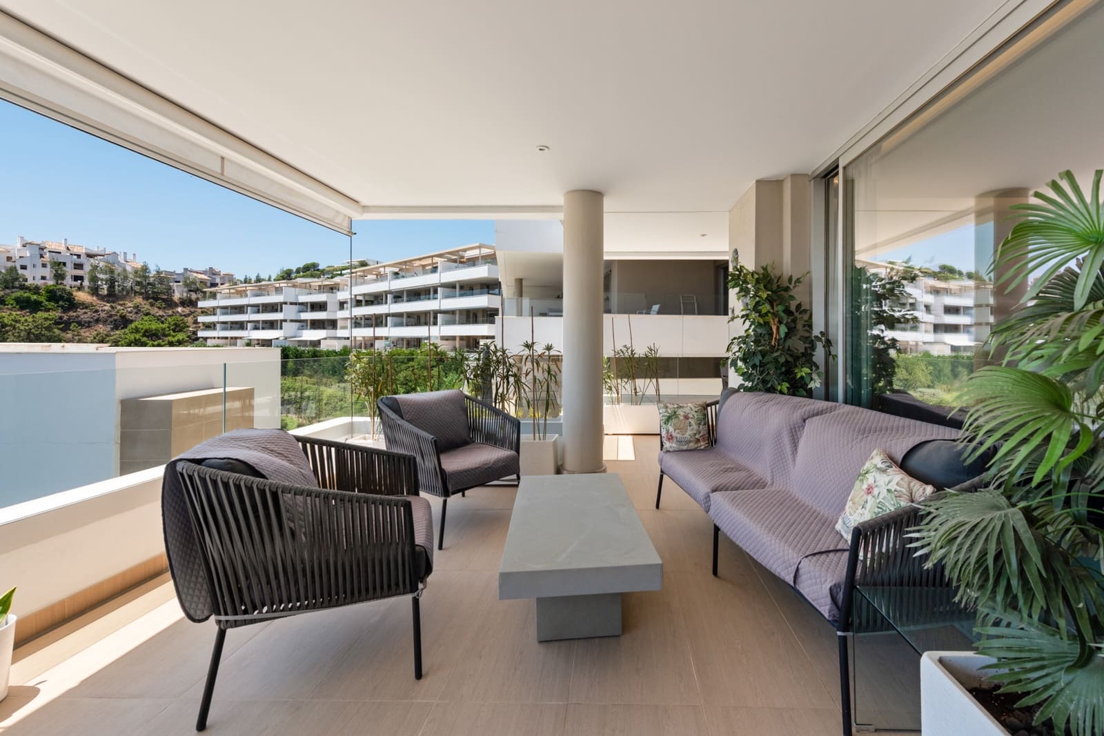 3 chambre Appartement à vendre à Benahavis avec piscine garage - 650 000 € (Ref: 9624104)