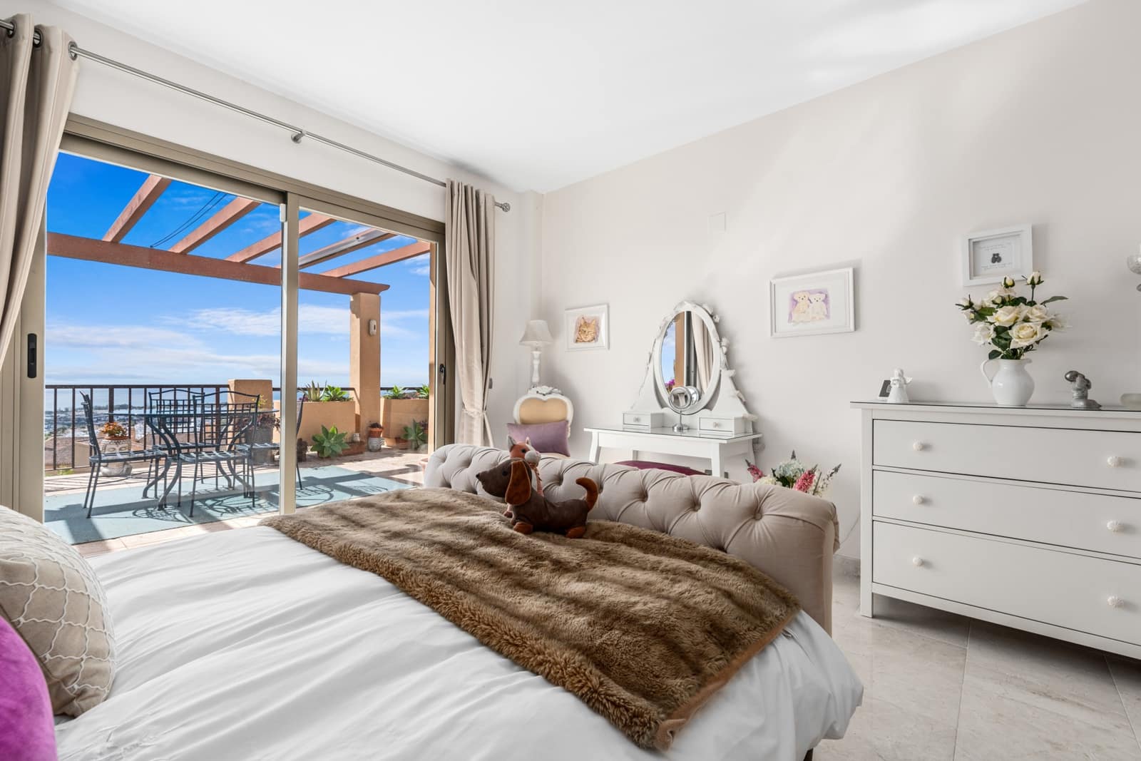 3 Zimmer Penthouse zu verkaufen in Benahavis mit Pool Garage - 949.950 € (Ref: 9657265)