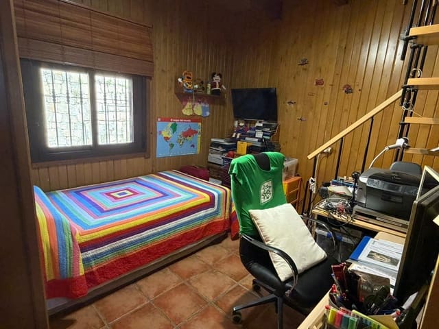 3 chambre Finca/Maison de Campagne à vendre à El Padrón, Estepona avec piscine garage - 525 000 € (Ref: 9697796)