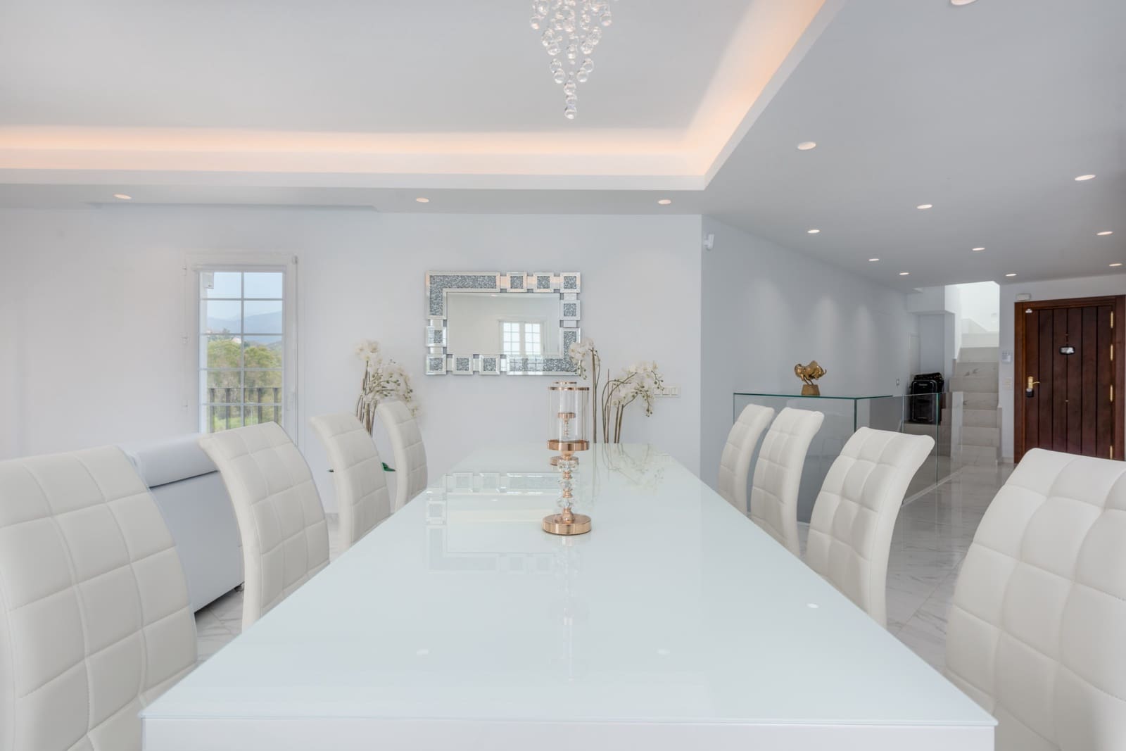 3 sovrum Hus till salu i Marbella med pool garage - 1 050 000 € (Ref: 9734119)