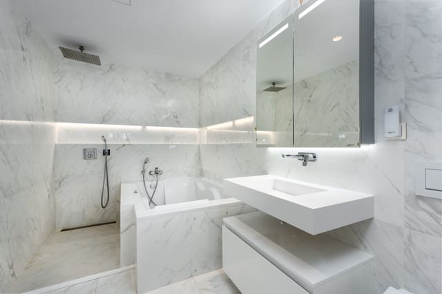 3 chambre Maison de Ville à vendre à Marbella avec piscine garage - 1 050 000 € (Ref: 9734119)