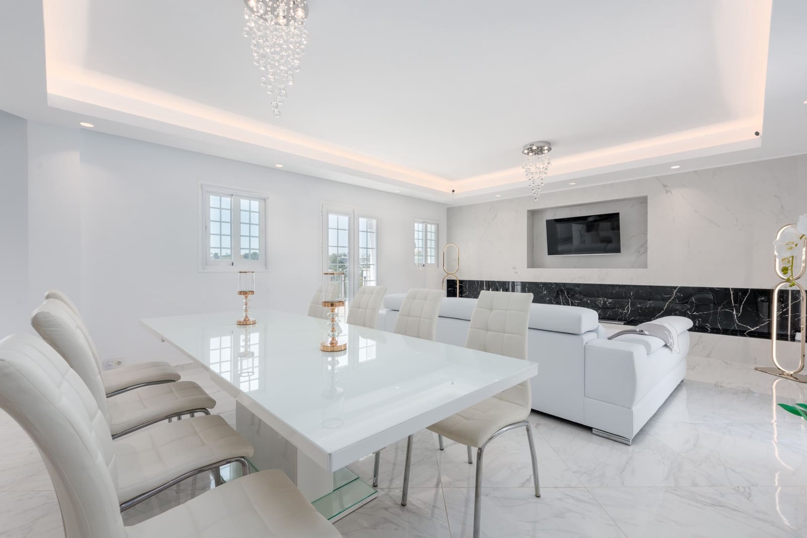 3 sovrum Hus till salu i Marbella med pool garage - 1 050 000 € (Ref: 9734119)