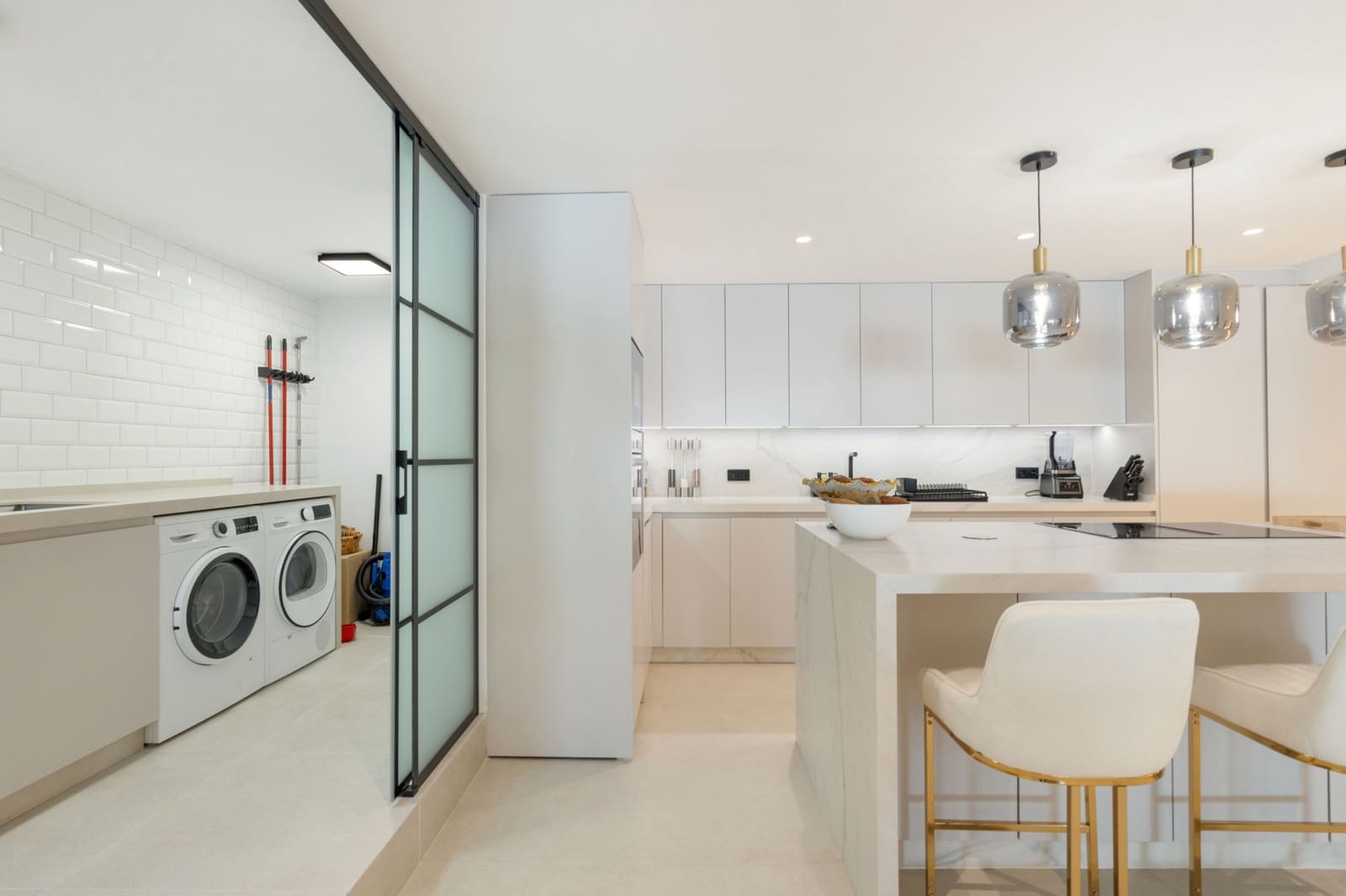 3 sovrum Lägenhet till salu i Marbella med pool garage - 1 495 000 € (Ref: 9772482)