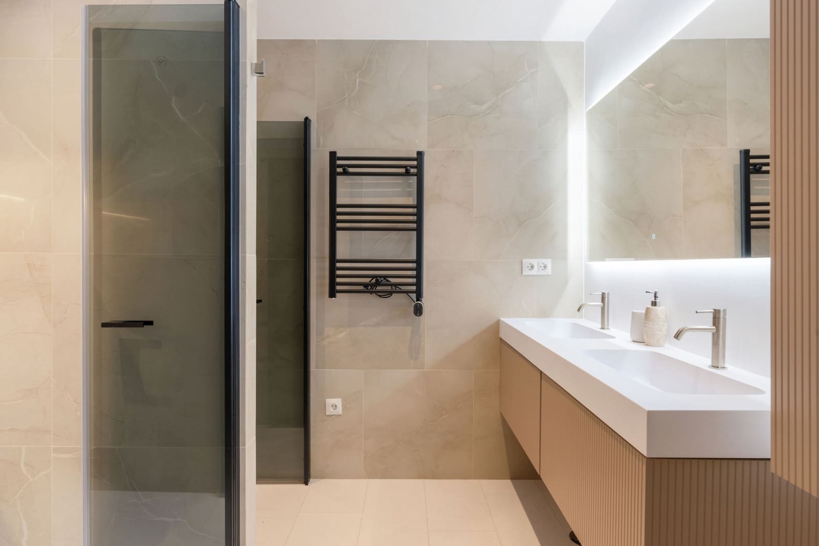 3 sovrum Lägenhet till salu i Marbella med pool garage - 1 495 000 € (Ref: 9772482)