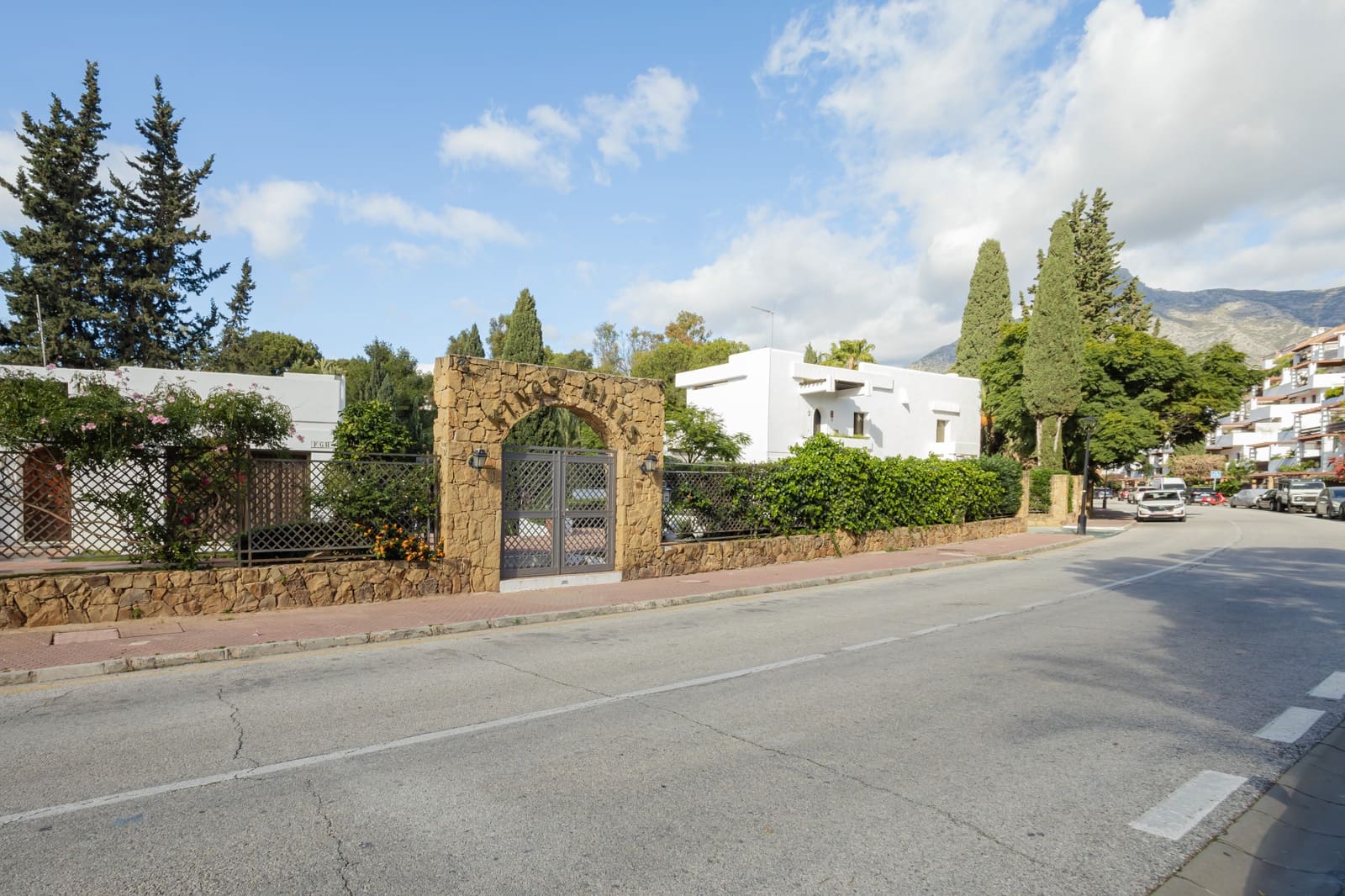 3 sovrum Lägenhet till salu i Marbella med pool garage - 1 495 000 € (Ref: 9772482)