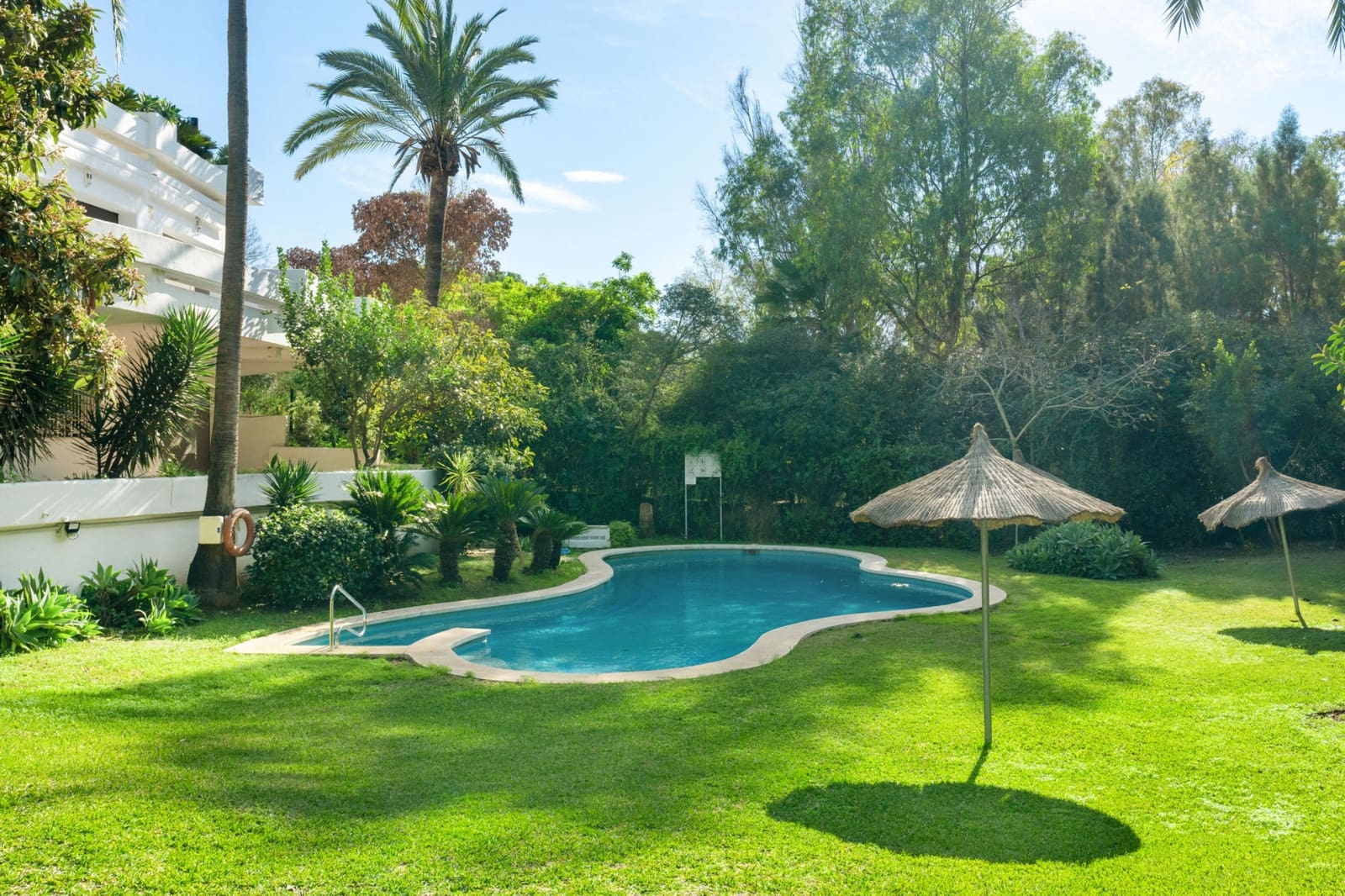 3 sovrum Lägenhet till salu i Marbella med pool garage - 1 495 000 € (Ref: 9772482)