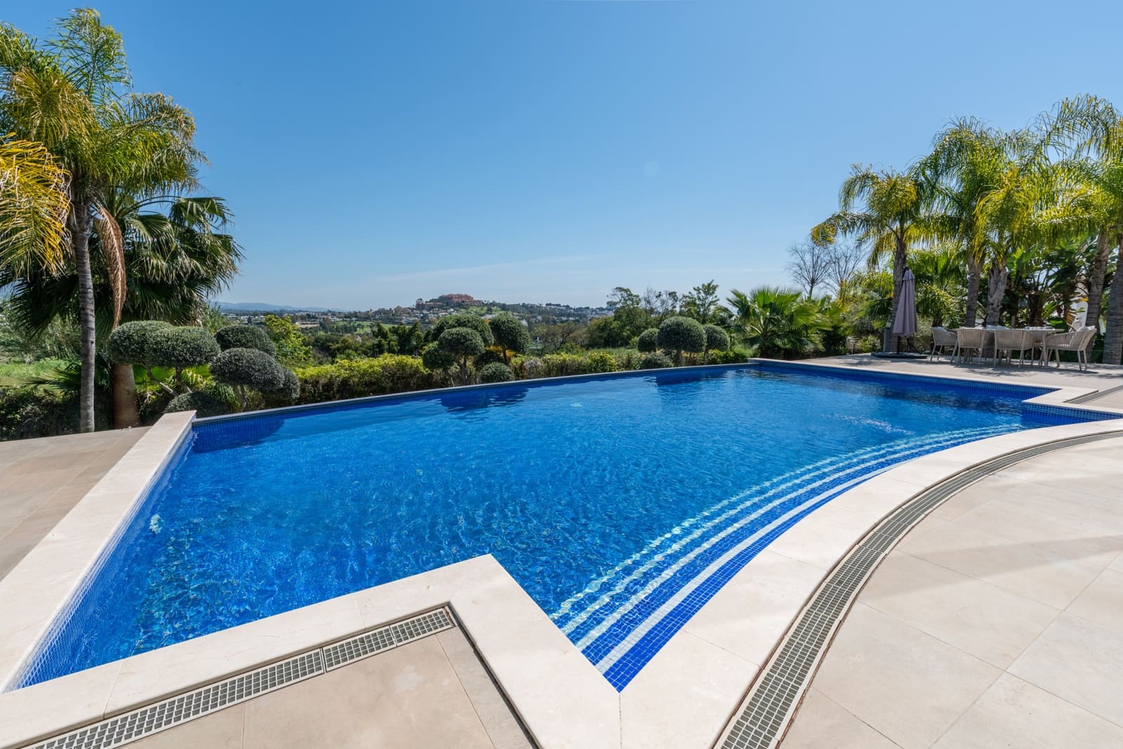 3 camera da letto Villa in vendita in La Quinta con piscina garage - 3.750.000 € (Rif: 9786727)