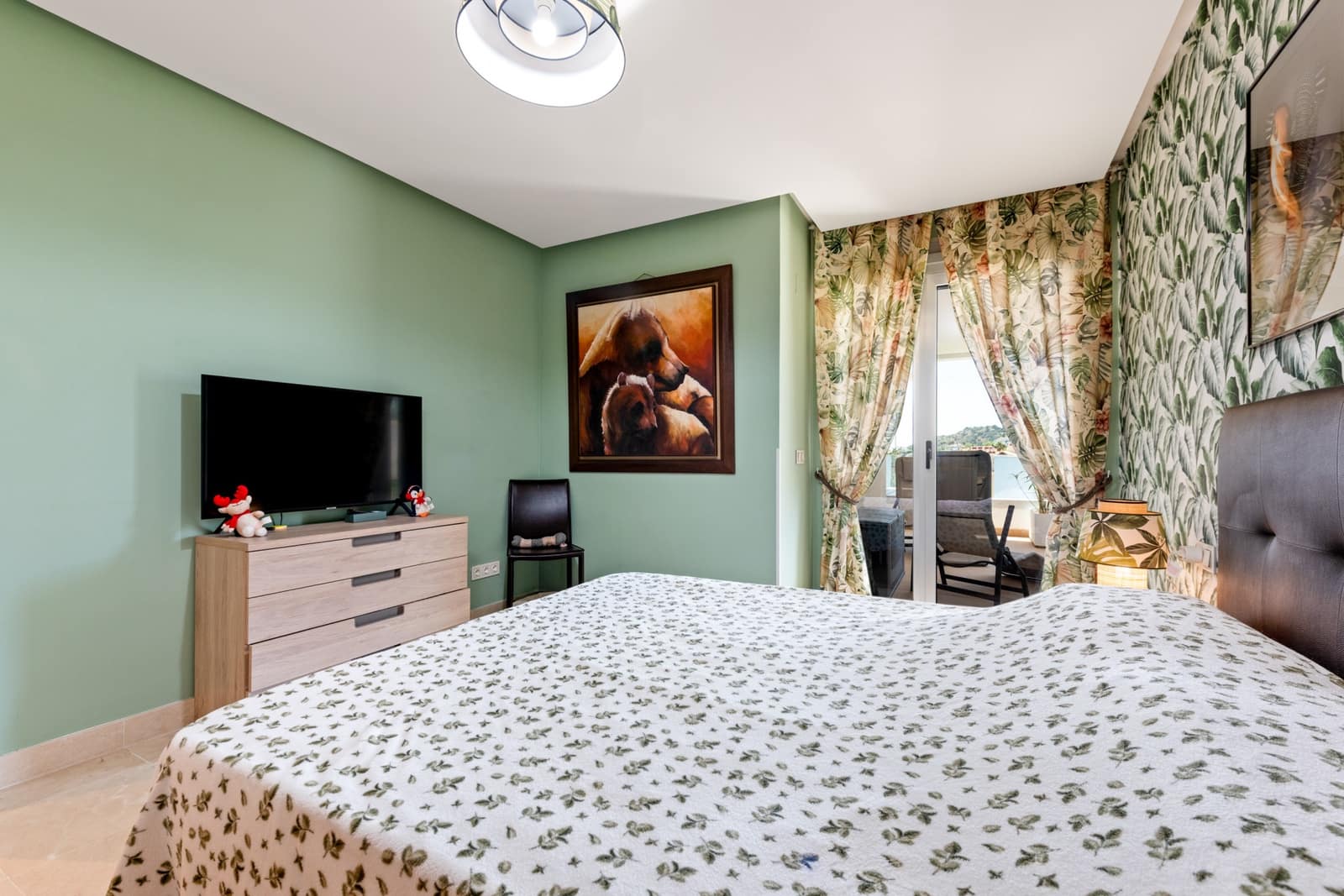 3 quarto Apartamento para venda em Benahavis com piscina garagem - 620 000 € (Ref: 9809470)