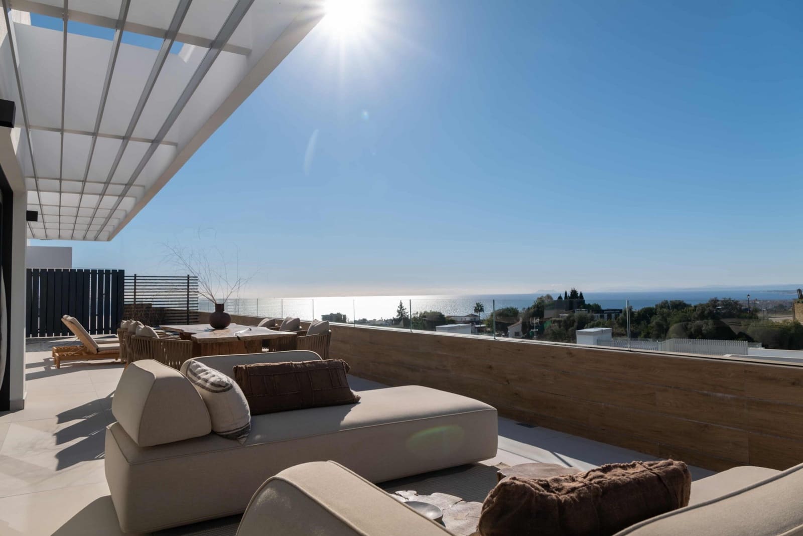 2 Zimmer Apartment zu verkaufen in Marbella mit Pool Garage - 575.000 € (Ref: 9833042)