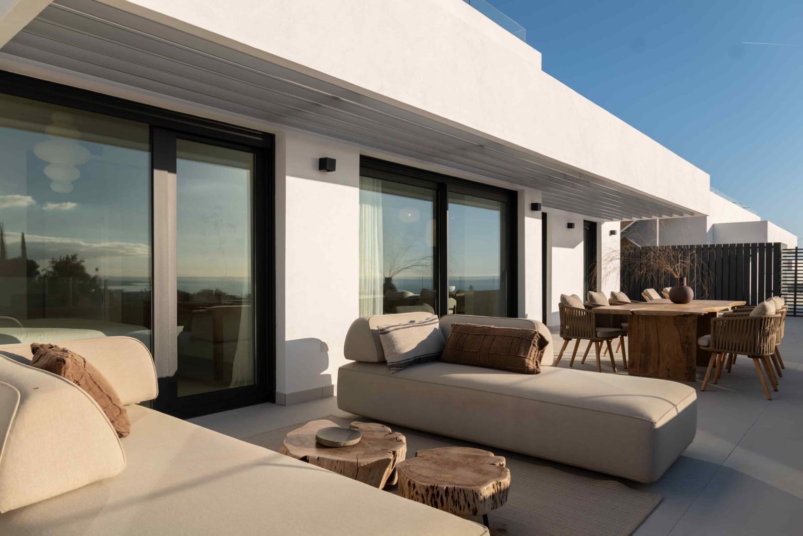 Ático de 3 habitaciones en Marbella en venta con piscina garaje - 1.050.000 € (Ref: 9834306)