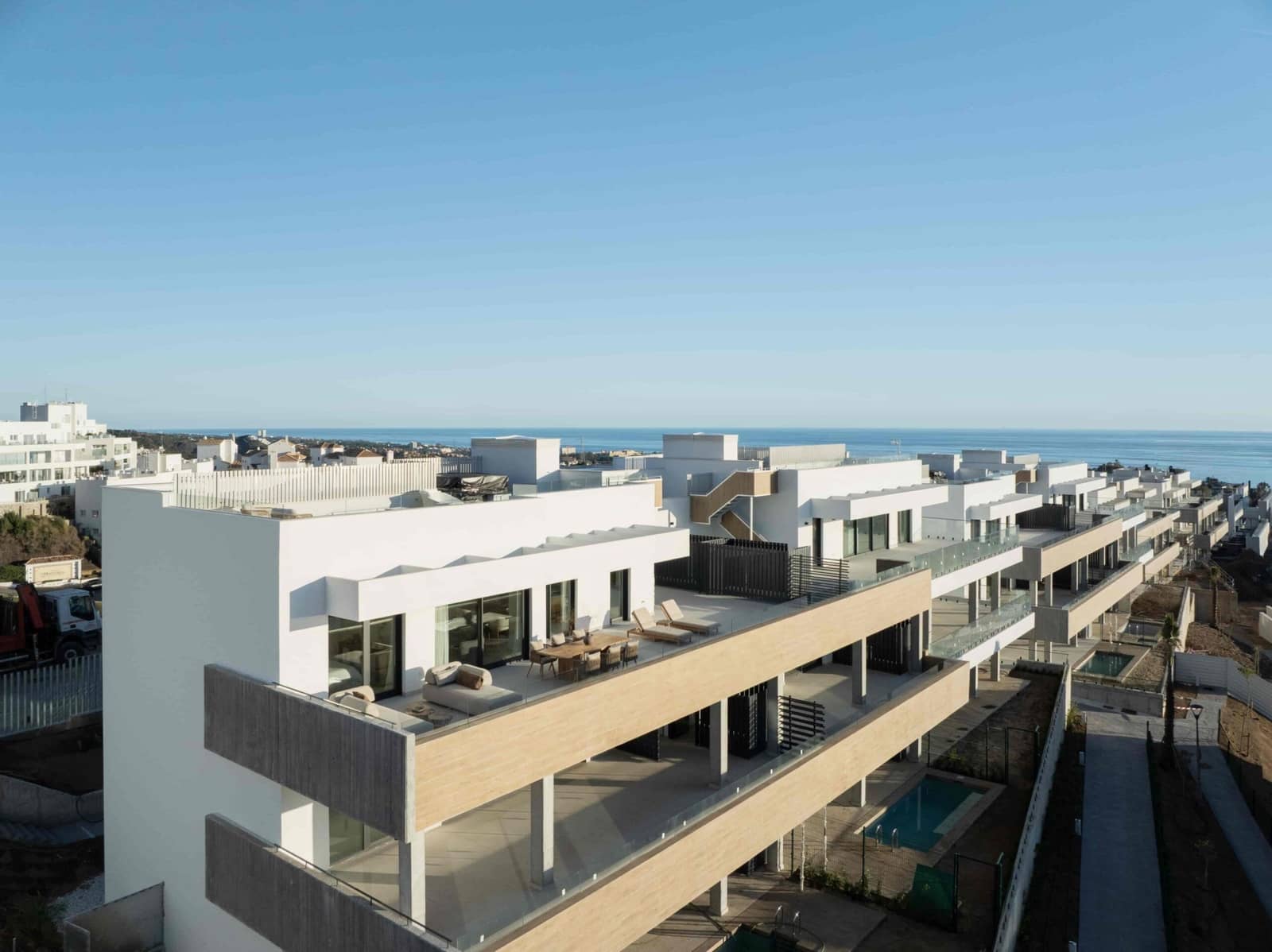 Ático de 3 habitaciones en Marbella en venta con piscina garaje - 1.050.000 € (Ref: 9834306)